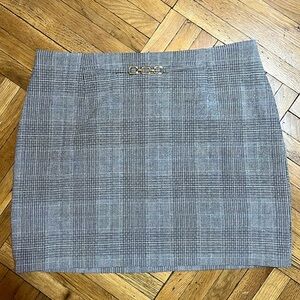 H&M Gold Chain Detail Fully Lined Plaid Mini Skirt